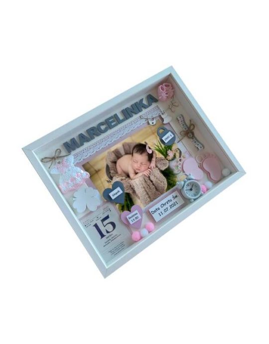 metryczka na chrzest dziewczynki z duzym zdjeciem marcelinka lewy bok
